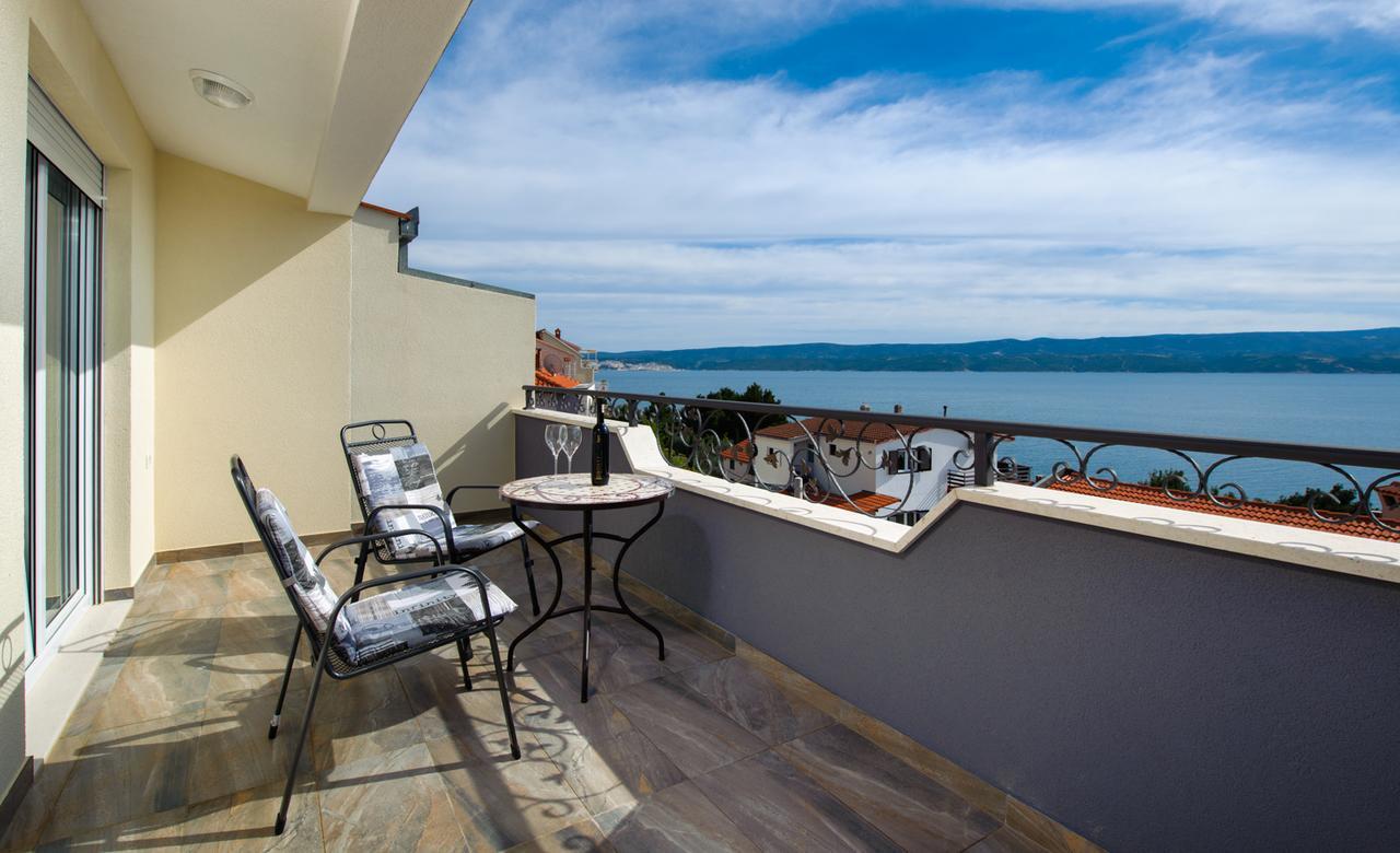 Cezar Luxury Apartment Omiš Buitenkant foto
