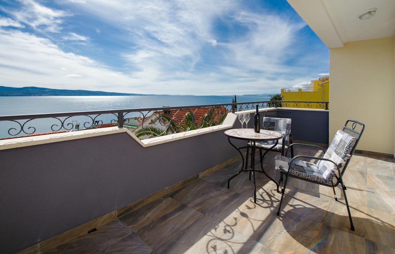Cezar Luxury Apartment Omiš Buitenkant foto